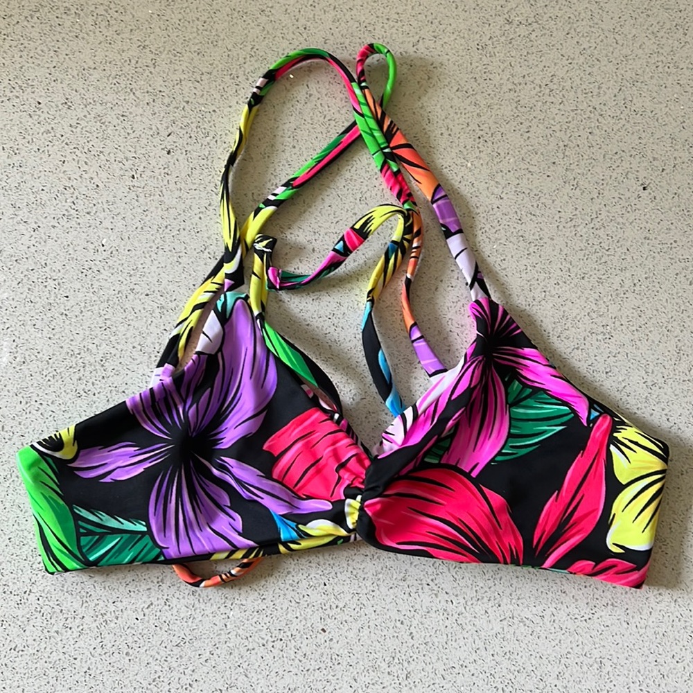NWOT Fused Hawaii Kohanaiki Top sz S